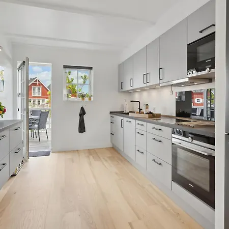 Amazing In Grsten With Sauna, Wifi And 3 Bedrooms *