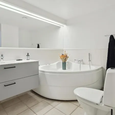 Amazing In Grsten With Sauna, Wifi And 3 Bedrooms * Grasten